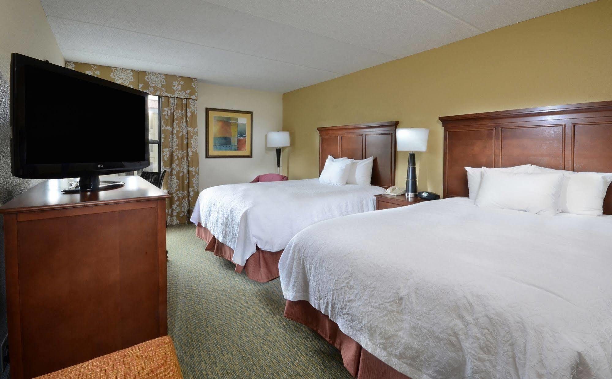 Hampton Inn Raleigh/Durham Airport Morrisville Exterior photo